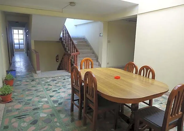 Hostal Red Planet