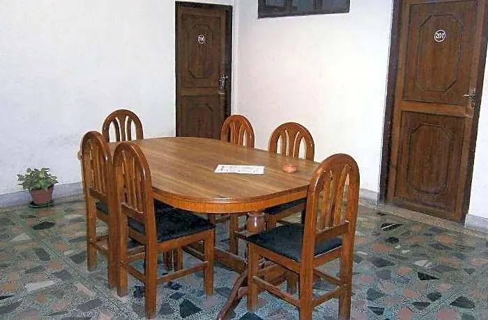 Hostal Red Planet *